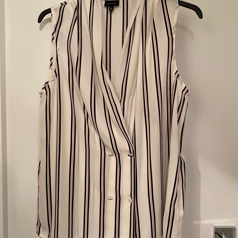 Sleeveless tuxedo shirt